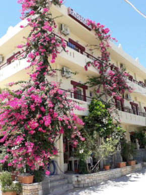 Отель Knossos Hotel  Kalamaki